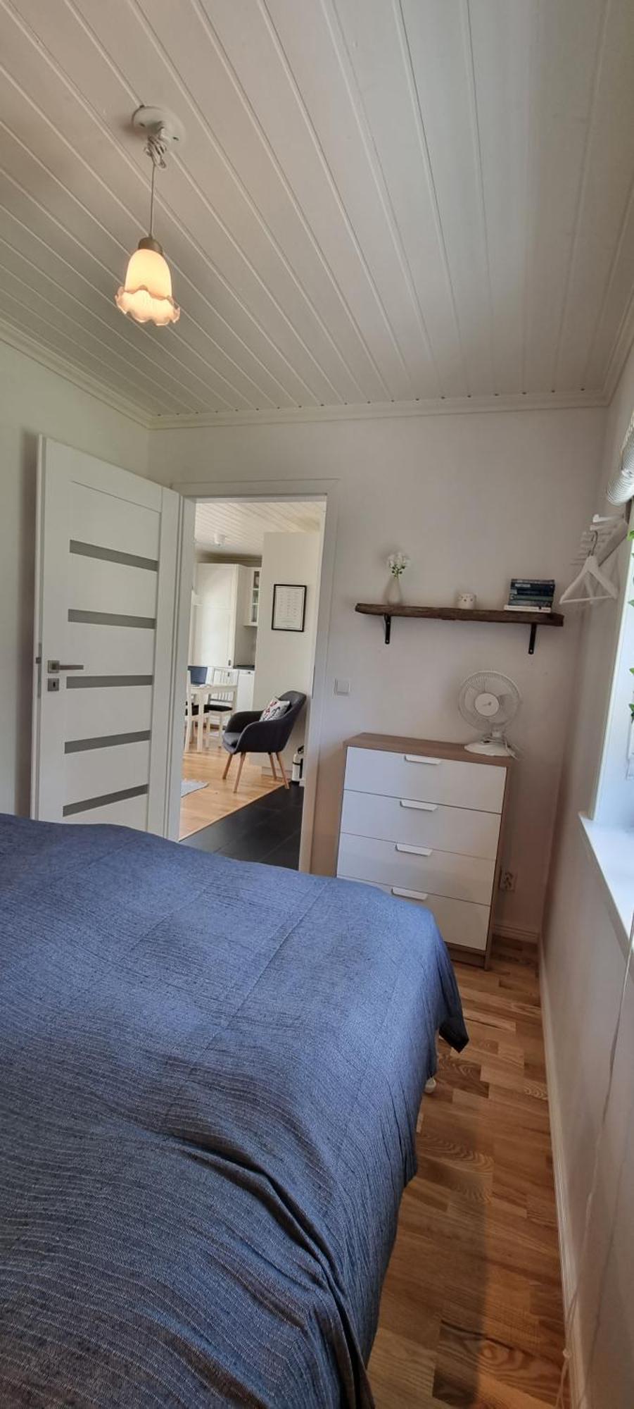 Mysig Stuga Med Sjoetomt, Naera Jaervsoebacken Eksteriør billede